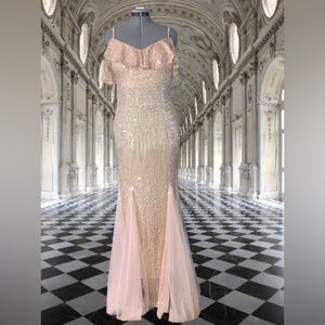 NWT, Arfar, mermaid sequin cruise attire  gown, sz Lg( fits like an 8)